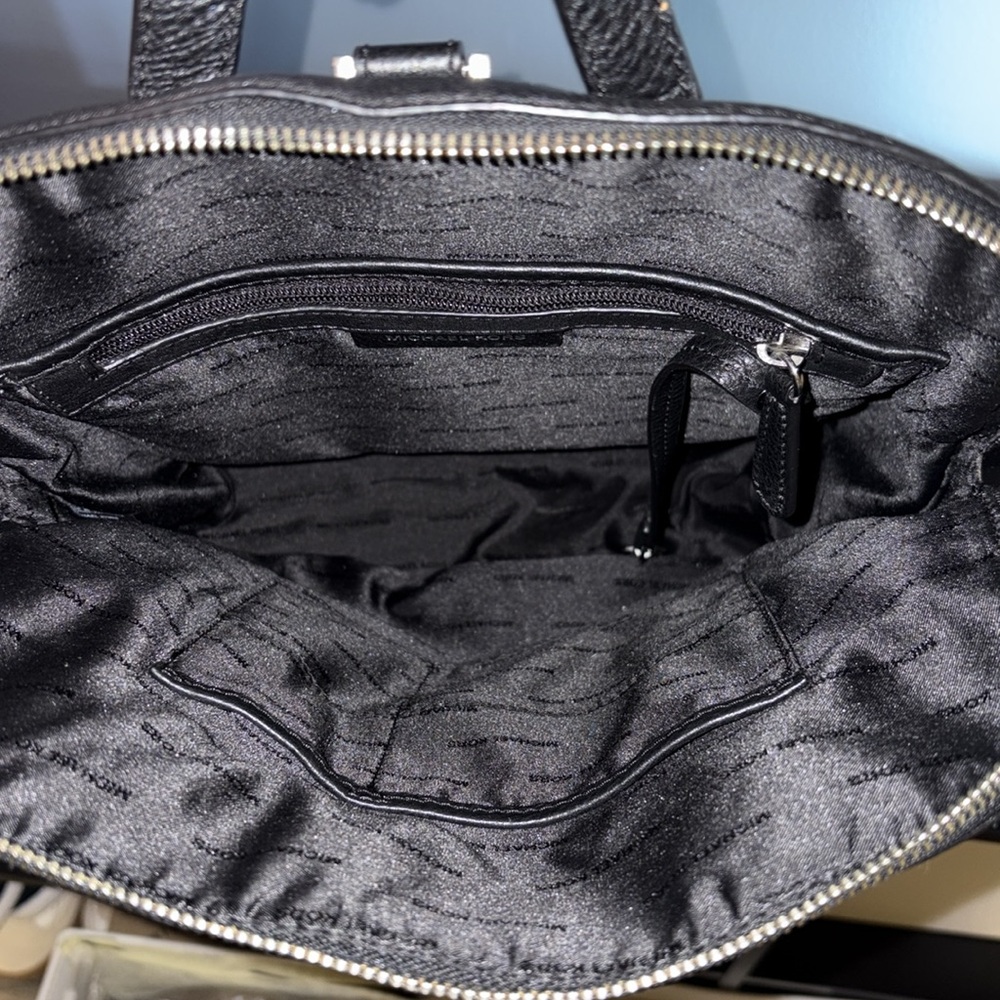 MK Backpack - Picture 4 of 7